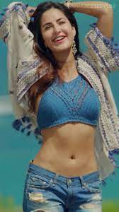 Katrina Kaif navel : r/DesiCelebHub