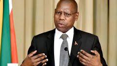 Dr zweli mkhize weight loss sparks outrage twitter latest news south africa today. Qppmixlivxdrqm
