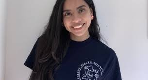 Health Sciences Student Thrives at Mercy as Mentorship Comes Full Circle