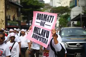 To the anti rally, do u know why we malaysia races are not united. Ku Li The Anti Icerd Rally Would Have Been Better If More Non Malays Joined