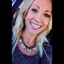 Liz Weeks's Instagram, Twitter & Facebook