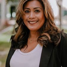 Rena Payne's Instagram, Twitter & Facebook