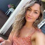 Leah Broomfield's Instagram, Twitter & Facebook