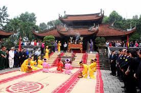 Miếu thờ danh y hoàng đôn hòa. Ä'á»n Hung Trung Tam Thá»±c Hanh Tin NgÆ°á»¡ng Thá» Cung Hung VÆ°Æ¡ng VÄƒn Hoa Vietnam Vietnamplus