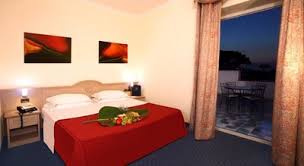 Best western premier regina hotel is nestled in the heart of barcelona, 25 meters from plaza catalunya and 50 meters from famous ramblas, the most popular and colourful boulevard in barcelona. Best Western Regina Palace Terme Ischia Review Com