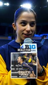 Glen Rice passes the torch to Katelynn Flaherty who passed him to become  Michigan's all-time scorer.