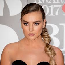 Home » les bonheurs de paulochon » coiffure mariage tresse sur le coté 2020. En Images La Tresse Sur Le Cote En 30 Idees Coiffure L Express Styles