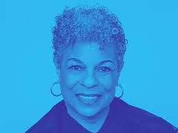 Lyrasis September Instructor Spotlight: Sandra Adell