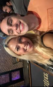 Roommate wanted for 4x4 at Craftsman