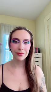 Jennifer McLaughlin (@jenward_scissorhands)