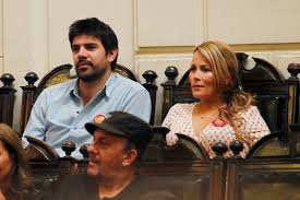 1 day ago · la ex alcaldesa de maipú, cathy barriga, dio su versión sobre la denuncia que realizó el concejal bladymir muñoz (rd), quien compartió un video mediante su cuenta de twitter, en donde muestra. Diputado Joaquin Lavin Cathy Barriga Va A Ser Siempre Parte De La Historia De Maipu