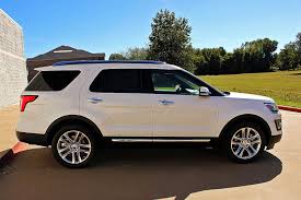 Chrome All Day Everyday 2017 Ford Explorer White Exterior Chrome Family Cars Suv Ford Explorer 2017 Ford Explorer Sport