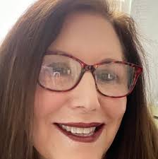 Should movie goers be allowed to sing along to the Wicked movie?