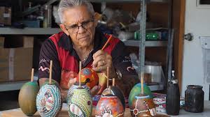 Find images of indigenous art. Indigenous Artists Calling On New Government To Crack Down On Fake Aboriginal Art Nitv
