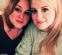 Kelly Trainor's Instagram, Twitter & Facebook