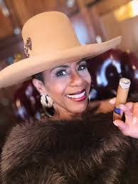 Elke Johnson's Instagram, Twitter & Facebook