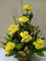 Our rapid city, south dakota store offers truck parts, as well as remanufacturing & component shop services. Rustic Basket Of Yellow Roses Flower Shop Florist In Rapid City Sd Fancies Flowers