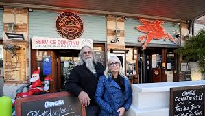 Ouvert toute la semaine, l'ambiance chaleureuse du bar à huîtres le cabanon saura vous séduire. Toulouse Apres 35 Ans D Existence Le Celebre Restaurant Carson City Va Etre Vendu Ladepeche Fr