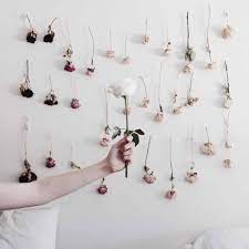 Displaying 1 to 20 (of 30 products). 15 Crafts Made With Dried Flowers