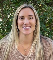 Deanna Benjamin's Instagram, Twitter & Facebook