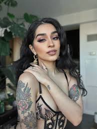 Saira Spooks - Free nude pics, galleries & more at Babepedia