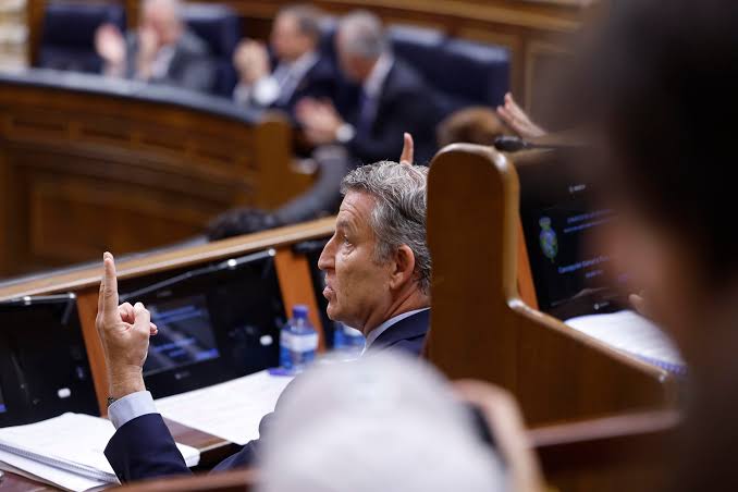 Feijóo tacha de "cobarde" a Sánchez por impedir que el Congreso vote  adelantar elecciones - Diario de Santiago. Noticias de Santiago de  Compostela y Galicia.
