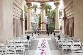 This Hidden Gem Is Located At Mandalay Bay Resort And Casino An Intimate And Beautiful Setting For A Vegas Wedding Venue Las Vegas Wedding Venue Vegas Wedding