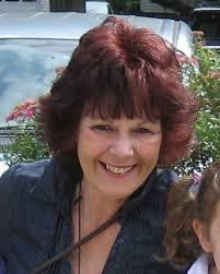 Holly Lopes's Instagram, Twitter & Facebook