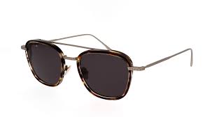 Djokovic, lui, a les coups les plus efficaces. Lacoste Novak Djokovic Tortoise Matt L104snd 210 49 20 Visiofactory