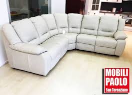 Il nostro show room ha una superficie interna di circa 2000 metri quadrati ed espone il meglio della produzione italiana nel campo dell' arredo. Facilearredo It Mobili Paolo
