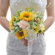Fall flowers in bloom include asiatic lily, asters, calla lilies, chrysanthemums, dahlias, gerbera daisies, gladioli, marigolds, roses, sunflowers, zinnias. Beautiful Bride Bouquet Sunflower And Rose Wedding Flowers Bridal Bouquets Wedding Bouquet For Bridesmaids Dinner Table Decor Artificial Dried Flowers Aliexpress