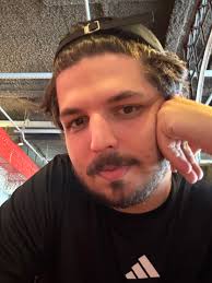 Daniel's corner • explore new places