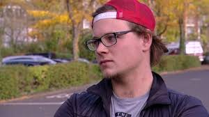 Leonard erklärt Alexa seine Liebe (Video)