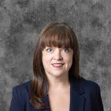 Elizabeth Coll's Instagram, Twitter & Facebook