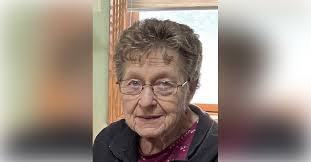 Jan Willard's Instagram, Twitter & Facebook