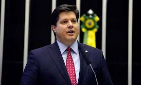 Deputado destacou que acatar pedidos de afastamento é prerrogativa do presidente da câmara. Quem E Baleia Rossi Candidato A Presidente Da Camara Contra Bolsonaro Politica Estado De Minas