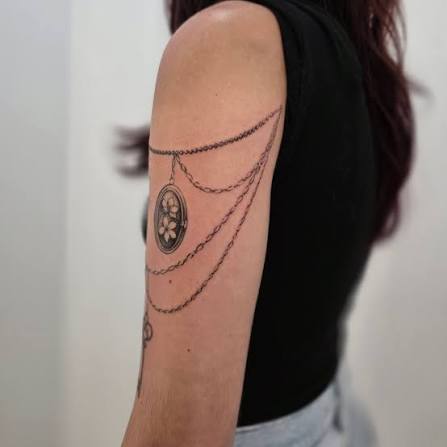 Gothic, stylistic approach to this cherry blossom locket and skeleton key drape on the beautiful eve💕 . . @sidequest_collective #tattoo #delicate # Gothic #Stylized #fineline