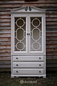 1600 x 1600 jpeg 251 кб. Creamy White China Cabinet Makeover Tuesday S Treasures Funcycled