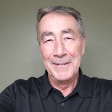 Does anyone know of any jewelry stores that do free appraisals for sterling  jewelry with emeralds?