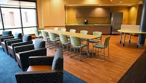 Memorial hospital's primary care providers offer outpatient and inpatient health services for prevention and treatment of acute and chronic illness for all age we offer embedded behavioral health services from a licensed clinical social worker ensuring the best coordination of care possible between your. Rogers Behavioral Health Plans New Services At Tampa Clinic