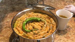 طريقة عمل محشي الكرنب ولو الكرنب تخين وفية عروق وتجدي صعوبة في لفة تعالي اقول لكي السر youtube egyptian food recipes meat recipes