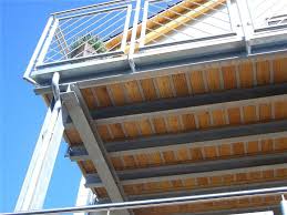 Alpha Wing Verlegesystem Fur Terrasse Balkon Und Mehr Schmutzundurchlassiges Balkonsystem Die Balkonlosung Fur Mehrfamilienha Balkon Bauen Balkon Terrasse