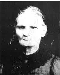 Marion Kinsey's Instagram, Twitter & Facebook