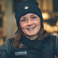 Katie Winton's Instagram, Twitter & Facebook