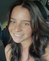 Jade Elms's Instagram, Twitter & Facebook