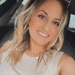 Candice Carney's Instagram, Twitter & Facebook