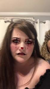 Mollie Stringer's Instagram, Twitter & Facebook