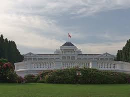 You can stroll past the beautiful tropical gardens, the. Singapore President To Launch Lego Replica Of Istana At Open House Lifestyle The Jakarta Post