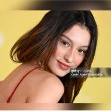 Kenzie Mackenzie's Instagram, Twitter & Facebook