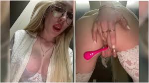 LiiBaby Fingering Both Holes Together (MustWatch) - CamWhores